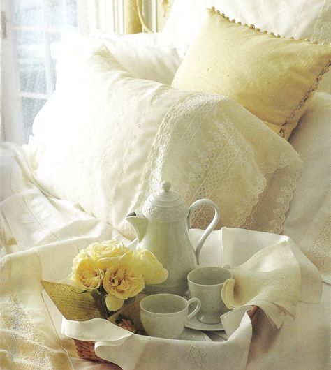 Prettie sweet Coffee In Bed, Yellow Cottage, Yellow Houses, Rose Cottage, Cups And Saucers, Breakfast In Bed, Mellow Yellow, Beautiful Bedrooms, Shades Of Yellow