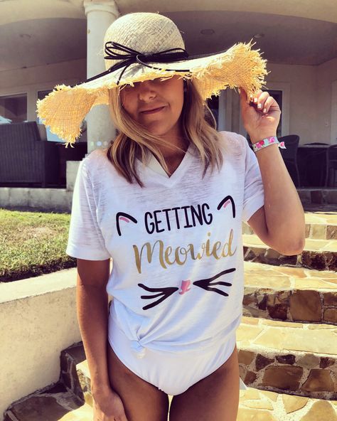 I’m getting meowied bachelorette party shirt Meowied Bachelorette Party, Getting Meowied Bachelorette, Fairytale Bachelorette Party, Cat Themed Bachelorette Party, Cat Bachelorette Party, Cricut Bachelorette Party Ideas, Meow Quotes, Cat Bachelorette, Bachelorette Crafts