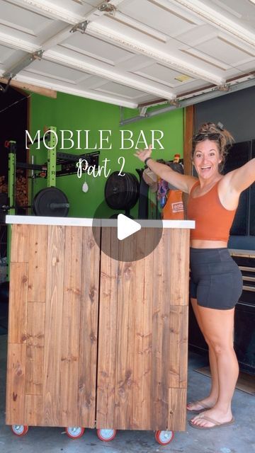 Movable Bar Ideas, Mobile Outdoor Bar, Bar On Wheels Diy, Foldable Bar Diy, Mobile Drink Trailer, Pop Up Bar Ideas, Diy Portable Bar, Collapsible Bar, Portable Bar Ideas