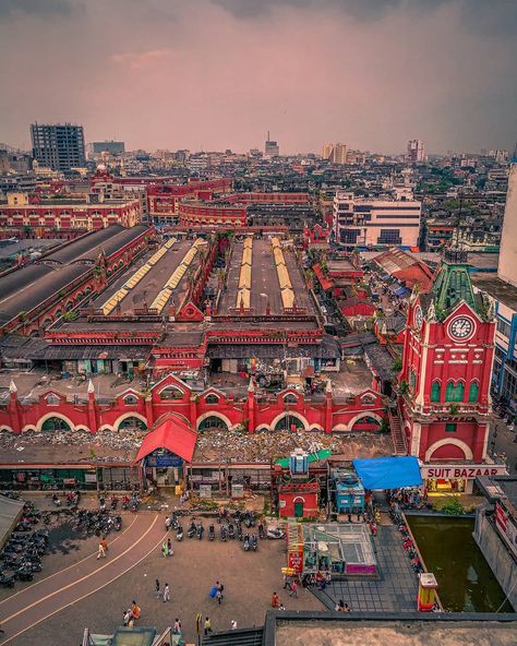 93 Likes, 16 Comments - Photosticlife : Photographer (@photosticlife) on Instagram: “Top view of S S Hogg Market, Kolkata which is the oldest market in Kolkata . #travelphotography…” New Market Kolkata, East Pakistan, Bengali Bride, Bengali Wedding, West Bengal, New Market, Top View, Kolkata, Aerial View