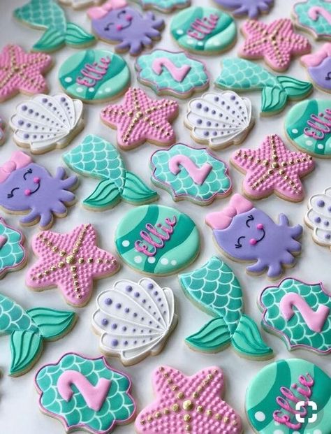 Mermaid 2nd Birthday Cake, Dessert Ideas At Home, Chic Mermaid Party, Mermaid 3rd Birthday Cake, Under The Sea Third Birthday Party, Mermaid 5th Birthday Cake, Mermaid Theme Cookies, Mermaid Food Ideas, Mermazing Birthday