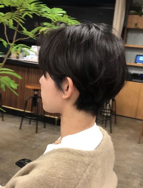 Curtain Hairstyle, Tomboy Haircut, Dunner Wordend Haar, Tomboy Hairstyles, Hairstyle Men, Short Hair Tomboy, Korean Short Hair, Asian Short Hair, Hair Inspiration Short