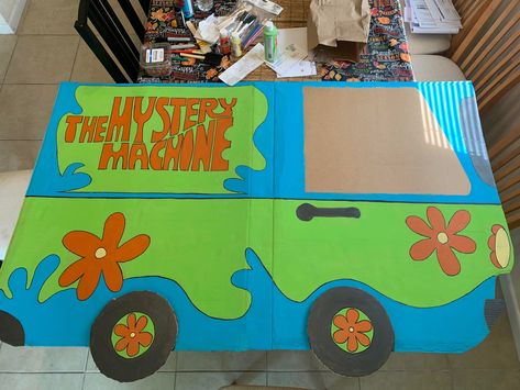 Cardboard Mystery Machine, Scooby Doo Classroom Door, Scooby Doo Door Decs, Scooby Doo Classroom Theme, Scooby Doo Trunk Or Treat, Scooby Doo Decorations, Hall Themes, Scooby Doo Kids, Classroom Vibes