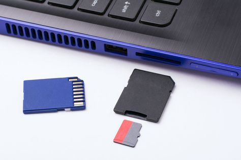 Reading an SD card is as simple as plugging in the SD card to an appropriate reader. If your phone or laptop doesn't have one, you can always just use an external reader. Types Of Memory, Floppy Drive, Computer Support, Technology Hacks, Healing Words, Electronic Parts, Usb Drive, Card Storage, Card Reader