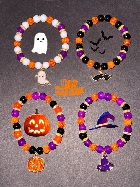 Halloween Beaded Bracelets Diy, Halloween Inspired Bracelets, Halloween Bracelets Diy, Halloween Bracelets Ideas, Bracelet Ideas Halloween, Halloween Bracelet Patterns, Halloween Bracelet Diy, Fall Bracelet Ideas, Ideas Para Pulseras