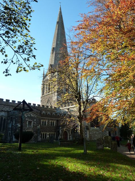 Autumn colours at Leighton Buzzard church. Leighton Buzzard, Buzzard, Autumn Colours, Remembrance Day, Historical Photos, All Saints, First World, Places Ive Been, Fall Colors