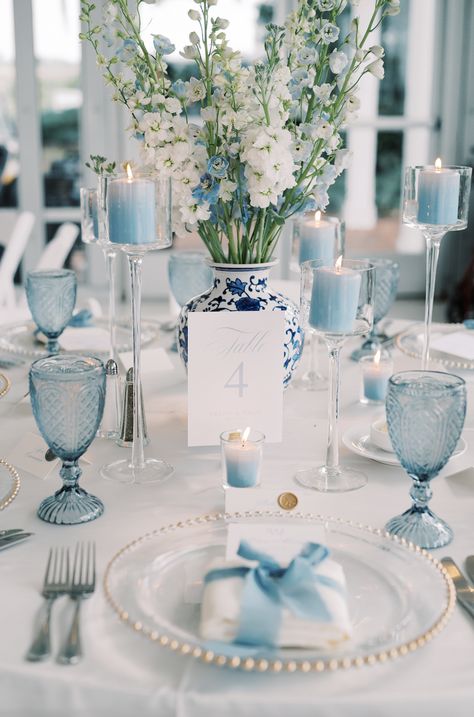 Bluegrass Chic | White & Light Blue Wedding at Adams Estate Classic Clean Coastal Aesthetic Vased Centerpiece Blue Beach Wedding Aesthetic, Blue Color Palette For Wedding, Blue White Centerpieces, Southern Wedding Table Settings, White And Blue Wedding Table Settings, Wedding Themes Light Blue, Blue And White Vase Centerpiece, Seaglass Centerpiece Wedding, Light Blue Table Setting Wedding