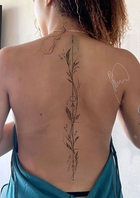 Spin Tattoos For Women, Fineline Spine Tattoo, Spin Tattoos, Spin Tattoo, Feminin Tattoos, Women's Back Tattoos, Feminine Back Tattoos, Maching Tattoos, Floral Tattoo Shoulder