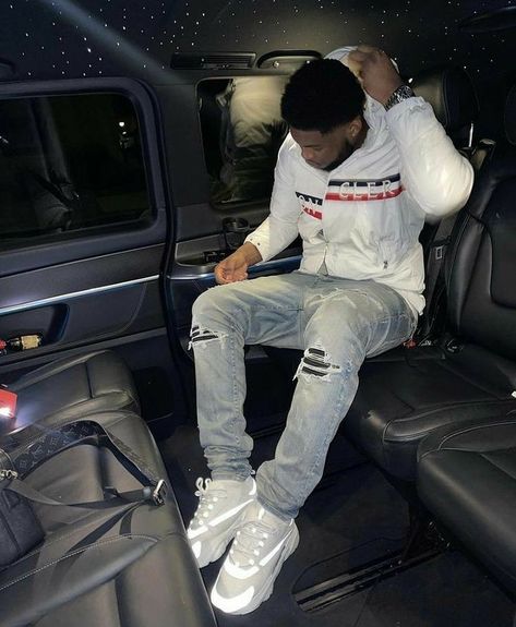 Uk Drill Outfit Men, All Black Drip Outfit Men, Uk Drip Outfits Men Black, Drill Rapper Outfit, Amiri Jeans Outfit Men, Corteiz Drip Uk, Men Graduation Outfit, Sneakers Outfit Men, Black Men Fashion Urban