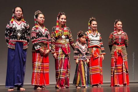 Filipino Textiles, Philippines Dress, Lake Sebu, Vietnam Costume, Philippine Mythology, Personal Beliefs, Filipino Clothing, Filipiniana Dress, Costumes Around The World