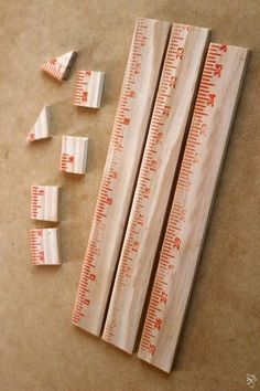 A man finds a new use for Home Depot yard sticks! See his idea Mens Organizer, Painted Sticks Diy, Nightstand Organizer, Yard Sticks, Nightstand Organization, Brick Decor, Diy Nightstand, Bible School Crafts, Repurposed Items