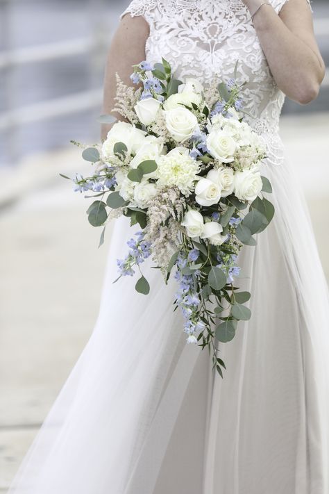 Dusty Blue Cascading Bouquet, Cascading Eucalyptus Bouquet, Pink And Sage Wedding Bouquet, Bridal Bouquet Green, Dusty Rose Wedding Colors, Bouquet Styles, Dusty Blue Flowers, Blue And Sage Green, Loose Bouquet