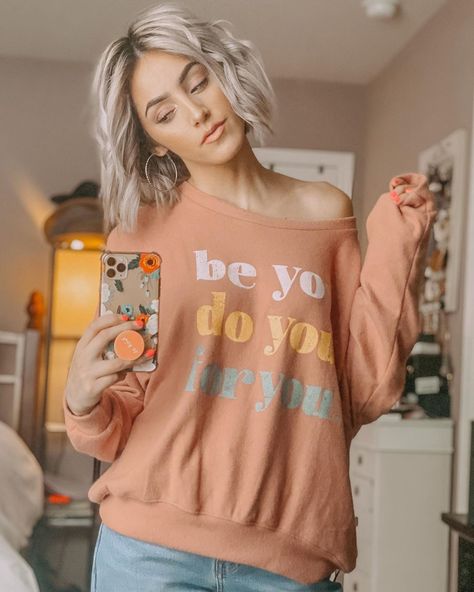 Ezmia Bascom on Instagram: “Be you. Do you. For you. ✌🏼” Ezmia Bascom Hair, Balayage Lob, Balayage, Crop Tops, Hair, Women's Top, On Instagram, Instagram