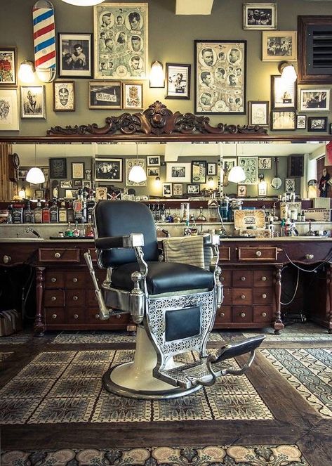 Back Bar Design, Dan Barber, Barbershop Design Interior, Classic Barber Shop, Barber Shop Interior, Master Barber, Future Shop, Barbershop Design, Vintage Barber