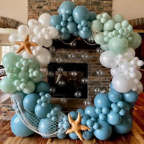 Under The Sea 15 Theme, Sea World Birthday Party, Under The Sea Graduation Theme, Coastal Party Decor, Ocean Garland, Under The Sea Balloon Arch, Under The Sea Baby Shower Ideas, Sea Theme Birthday Party, Sea Theme Birthday