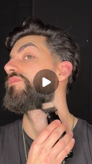 168K views · 4.9K likes | Men's Hairstyles & Cuts 🇱🇷 🇱🇷 🇱🇷 on Instagram: "Tips for caring for your beard  What do you think? 🤔🤔  Comment below  Credit: @alexandreraposo_  FOLLOW US @hairmensguide 💥💥" Beard Side View, Men’s Hair Beard Styles, Beard Line Up Shape, Beard Cut Styles For Men, Beardstache Styles, Beard Line Up, Beard Shapes For Men, Men Beard Style Ideas, Beard Styles For Men Shape