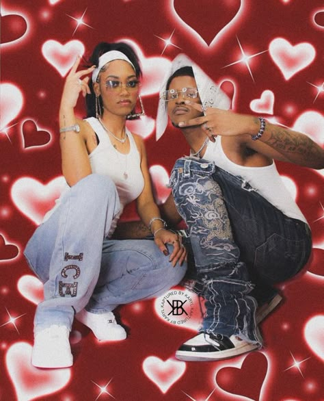 2000s Photoshoot Ideas Couples, Y2k Couple Photoshoot, 2000s Birthday Photoshoot, 2000 Couple Photoshoot, 90s Themed Photoshoot, Old School Couples Photoshoot, 2000s Theme Photoshoot, Valentine Photo Shoot Couples, 2000s Couple Photoshoot