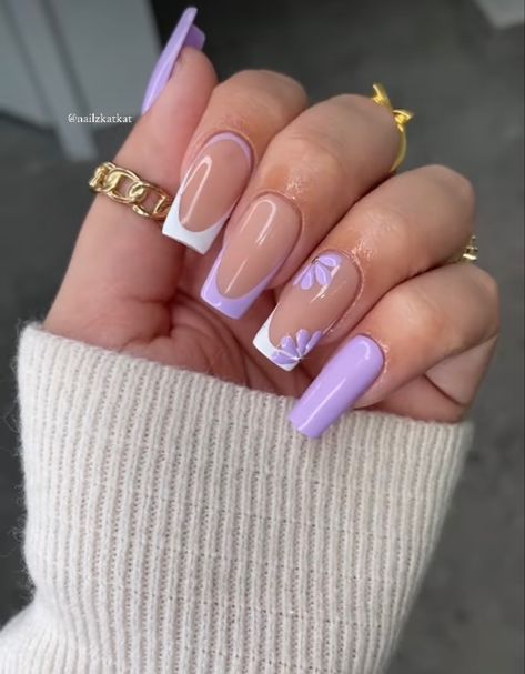 Purple And Silver Nails Ideas, Pretty Nails Square, Pastel Purple Nails, Summer Nails Art Designs, Purple And Silver Nails, Summer Nails Art, Nails Art Designs, Purple Acrylic Nails, Purple Nail Designs