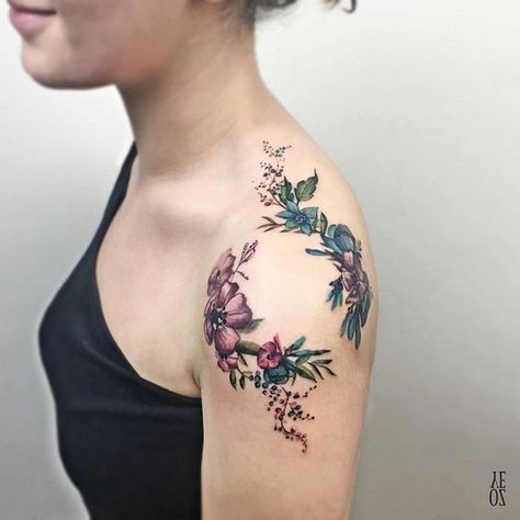 Watercolor flower shoulder tattoo for women - 55 Awesome Shoulder Tattoos Shoulder Cap Tattoo, Flower Shoulder Tattoo, Turtle Tattoo Designs, Tattoo Time, Women Tattoos, Tattoos For Women Flowers, Flower Tattoo Shoulder, Shoulder Tattoos, Geniale Tattoos