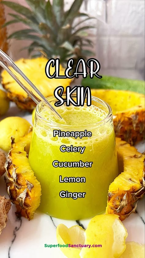 Do not drink this skin clearing juice if you are NOT ready for glowing skin 😳😳😳 #healthdiet Health Juice Recipes, Fresh Juice Recipes, Healthy Juicer Recipes, Skin Clearing, Healthy Juice Drinks, Juice Cleanse Recipes, Juice Smoothies Recipes, Juicy Juice, Juicer Recipes