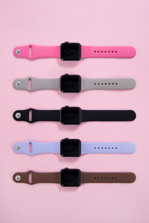 Apple Watch Photography, Apple Wrist Watch, Trendy Watches Women, Gucci Watch Women, Cute Apple Watch Bands, Apple Watch Design, Olivia Burton Watch, Watch Photography, Smart Watch Apple