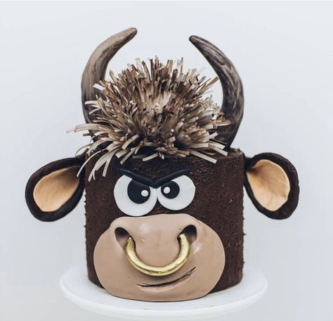 Cow Birthday Cake, Cowboy Birthday Cakes, Wild West Party, Family Cake, Art Cake, Cow Birthday, Cake Studio, Animal Cakes, Cowboy Birthday