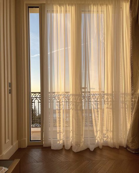 Floor Length Windows, Bed With Curtains, Wallpaper Subtle, Curtains Balcony, Nature Indian, Indian Wallpaper, Balcony Lounge, Home In Italy, Summer Nostalgia