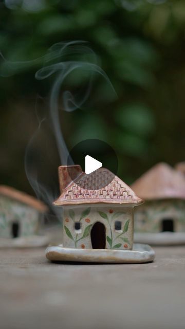 Shibani | Ceramic Art and Decor on Instagram: "Dhoop huts 🛖 Taking you behind the scenes into the making of these beautiful, rustic houses today. They’re made to be used as incense stick or tealight holders and they were on my to-make list for the longest time! This was a custom order from dear friends of ours, and their only brief to us was to get as creative with these houses as we’d like!   @kajari.p and @durgashahane poured their hearts into handbuilding these houses and the result was a set of 30 entirely unique houses, each with its own quirks and style! The experimentation didn’t end there - we played around to our hearts content with several different glazes at @studio_ceramatrix , resulting in even more variety. Finally, the houses were ready for the final overglaze touch - witho Ceramic Handbuilding, Rustic Houses, Ceramics Inspiration, Ceramic Incense Holder, Clay Houses, Rustic Ceramics, Unique Houses, Incense Sticks, Incense Holder