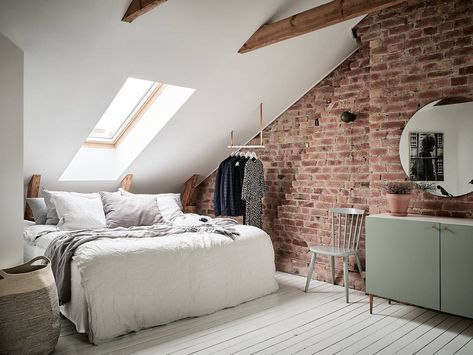 Brick Bedroom Ideas, Exposed Brick Bedroom, Bedroom Sloped Ceiling, Brick Bedroom, Stockholm Apartment, Colorful Apartment, Slanted Ceiling, Scandinavian Apartment, Townhouse Designs