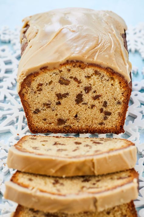 Pound Cake From Scratch, Butter Pecan Pound Cake Recipe, Butter Pecan Pound Cake, Pecan Loaf, Pecan Pound Cake, Lemon Blueberry Pound Cake, Tastee Recipe, Blueberry Pound Cake, Cake From Scratch