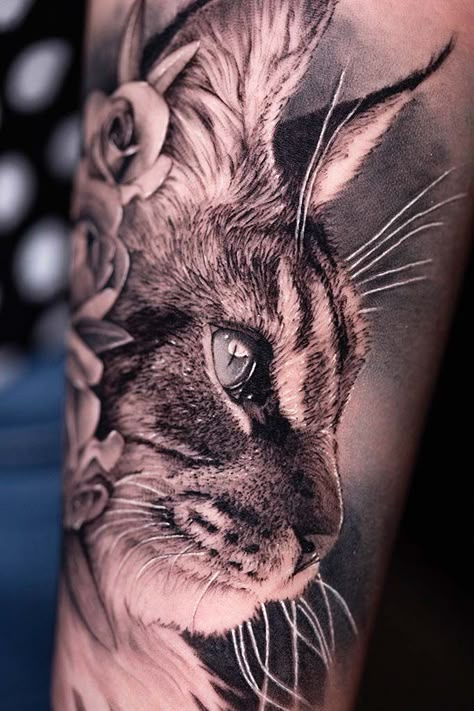 Cat Portrait Tattoos, Portrait Tattoos, Black Cat Tattoos, Omerta Tattoo, Muster Tattoos, Amazing Tattoos, Cat Tattoos, Skeleton Hand Tattoo, Back Of Shoulder Tattoo