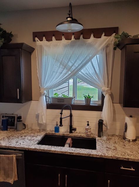 Curtain Knot Ideas, Curtain Under Kitchen Sink, Kitchen Curtains Above Sink, Curtain Ideas For Kitchen, Kitchen Curtain Ideas, Kitchen Window Coverings, Kitchen Window Decor, Kitchen Farmhouse Decor, Kitchen Improvements