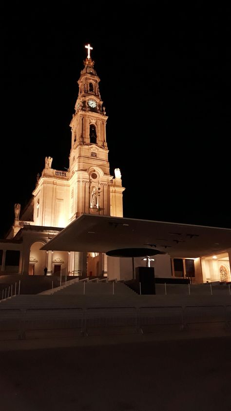 Fatima Portugal, World Youth Day, Whatever Is True, Christian Bible Quotes, God First, Jesus Loves You, Safe Place, Christian Life, Ferry Building San Francisco