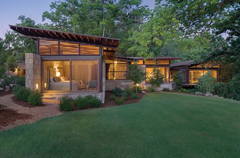 Go Inside this Hill Country Hideaway - Austin Monthly Magazine Modern Ranch Style Homes, Home In The Woods, Modern Ranch House, Ranch House Designs, Hill Country Homes, Ranch Style House Plans, Modern Ranch, Ranch Style Homes, Ranch House Plans