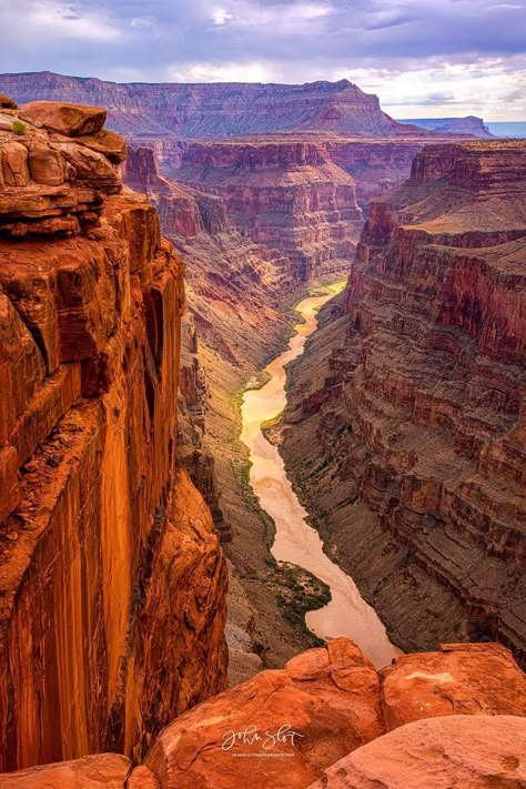 Grand Canyon Aesthetic, Great Canyon, Grand Canyon Photography, Canyon Ultimate, Canyon Photography, Hiking Activities, Canyon City, River Rapids, Painting The Sky