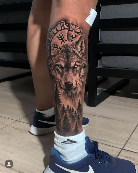 Statue Of Liberty Tattoo, Chest Tattoo Stencils, Back Of Leg Tattoos, Wolf Tattoos Men, Animal Sleeve Tattoo, Nature Tattoo Sleeve, Wolf Tattoo Sleeve, Full Leg Tattoos, Movie Tattoos