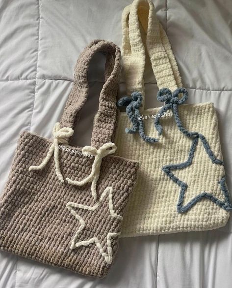 Yarn Elegance: Crochet Handbags for Fashionistas https://youtu.be/WxCnPjBJITI?si=vqFwZW43fQV_tiHV Handbags Patterns, Easy Crochet Animals, Tapestry Crochet Patterns, Crochet Business, Kawaii Crochet, Crochet Handbags Patterns, Toy Bags, Fun Crochet Projects, Tapestry Crochet