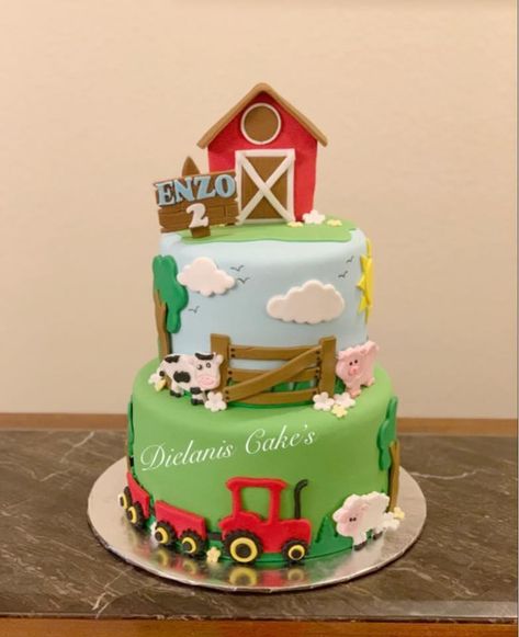 Farm Birthday Cake Boy, Farm Cakes For Boys, Farm Cakes, Farm Birthday Cakes, Farm Animal Cakes, Animal Birthday Cakes, Farm Cake, Barn Animals, Farm Animal Birthday