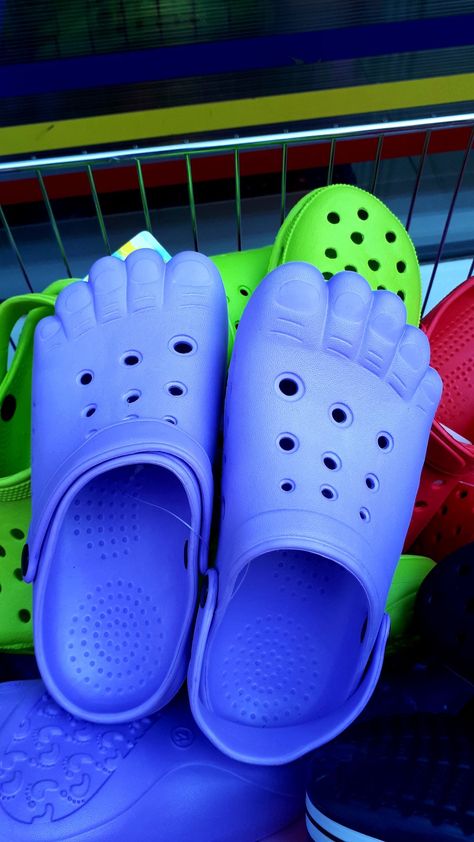 Croc High Heels, Cursed Shoes, Weird Crocs, High Heel Crocs, Crocs Funny, Cinema Room Design, Cool Crocs, Crocs Store, Weird Shoes