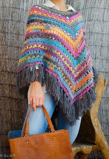 María Cielo: Ponchos tejidos crochet y dos agujas Crochet Hoodies, Minecraft Crochet, Summer Poncho, Poncho Au Crochet, Broomstick Lace, Beads Crochet, White Poncho, Poncho Design, Boho Poncho