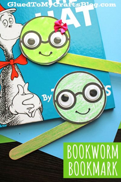 Bookworm Craft, Crafts For August, Library Outreach, Worm Crafts, Bookworm Bookmark, Storytime Themes, Time Craft, Storytime Crafts, Preschool Prep