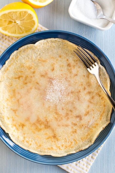 Traditional Pancake Recipe, English Pancakes Recipe, British Pancakes, British Pancakes Recipe, English Pancakes, Traditional English Food, Irish Cooking, Welsh Recipes, Full English Breakfast