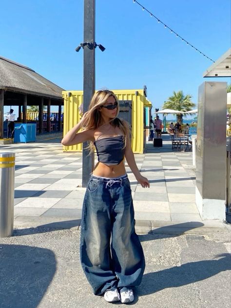 Street Style Outfits Casual, Outfit Inspo Casual, Tomboy Style Outfits, Swaggy Outfits, Baggy Pants, Simple Trendy Outfits, Mode Inspo, Fashion Streetwear, Really Cute Outfits