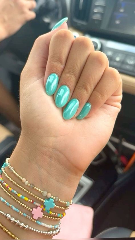 Teal Nails With Chrome, Chrome Teal Nails, Cute Teal Nails, Nails Teal Blue, Blue Teal Nails, Teal Nails Ideas, 80s Inspired Nails, Teal Chrome Nails, Simple Chrome Nails