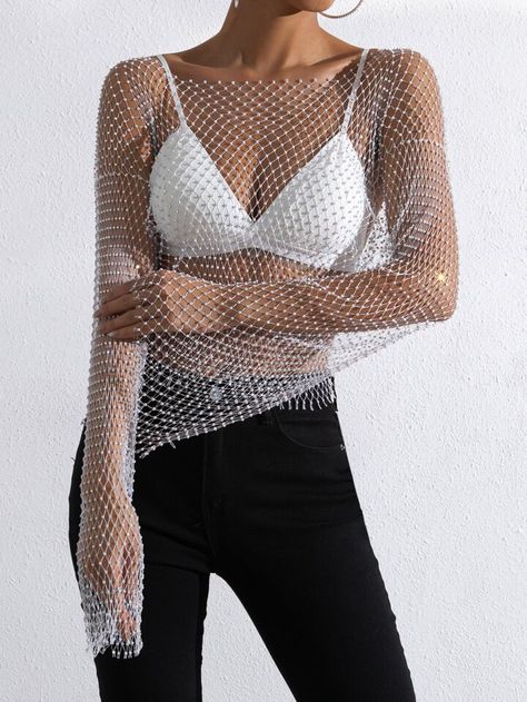 SHEIN BAE Sheer Fishnet Metallic Top | SHEIN USA Outfit Con Jeans, Blusas Crop Top, Outfit Clubwear, Outfits Con Jeans, Look Festival, Oufits Casual, Fishnet Top, Crop Top Shirt, Rave Party