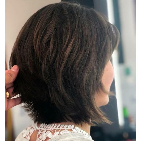 Makeup 2018, Medium Shag Haircuts, Stylish Short Hair, One Hair, Short Hair With Layers, Grunge Hair, Long Curly Hair, Short Bob Hairstyles, Layered Hair