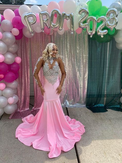 Pink And Silver Prom Dress, Light Pink Prom, Light Pink Prom Dress, Silver Prom Dress, Pink Prom Dress, Pink Prom, Prom Looks, Pink And Silver, School Photos