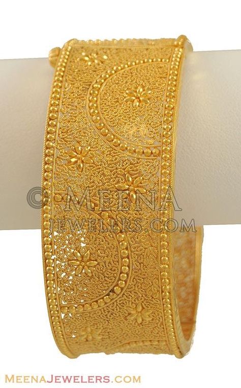 22K Gold Filigree Kada ( Kadas ) Kada Designs Gold, Kada Bangles Gold Design, Kada Design, Gold Kada, 22k Gold Bangles, Unique Gold Jewelry Designs, Gold Bangles Indian, 22k Gold Necklace, Pure Gold Jewellery