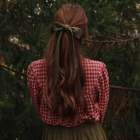 Calico And Twine, Fem Style, Core Outfits, Beautiful Braided Hair, Cottagecore Outfits, Hair Ribbons, Cottagecore Fashion, Christmas Hairstyles, Hair Ribbon