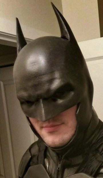 Creating a Poly Urethane Batman Cowl Batman Free, Batman Cowl, Crazy Costumes, Cosplay Diy, Batman, Geek Stuff, Comics, Fictional Characters, Art